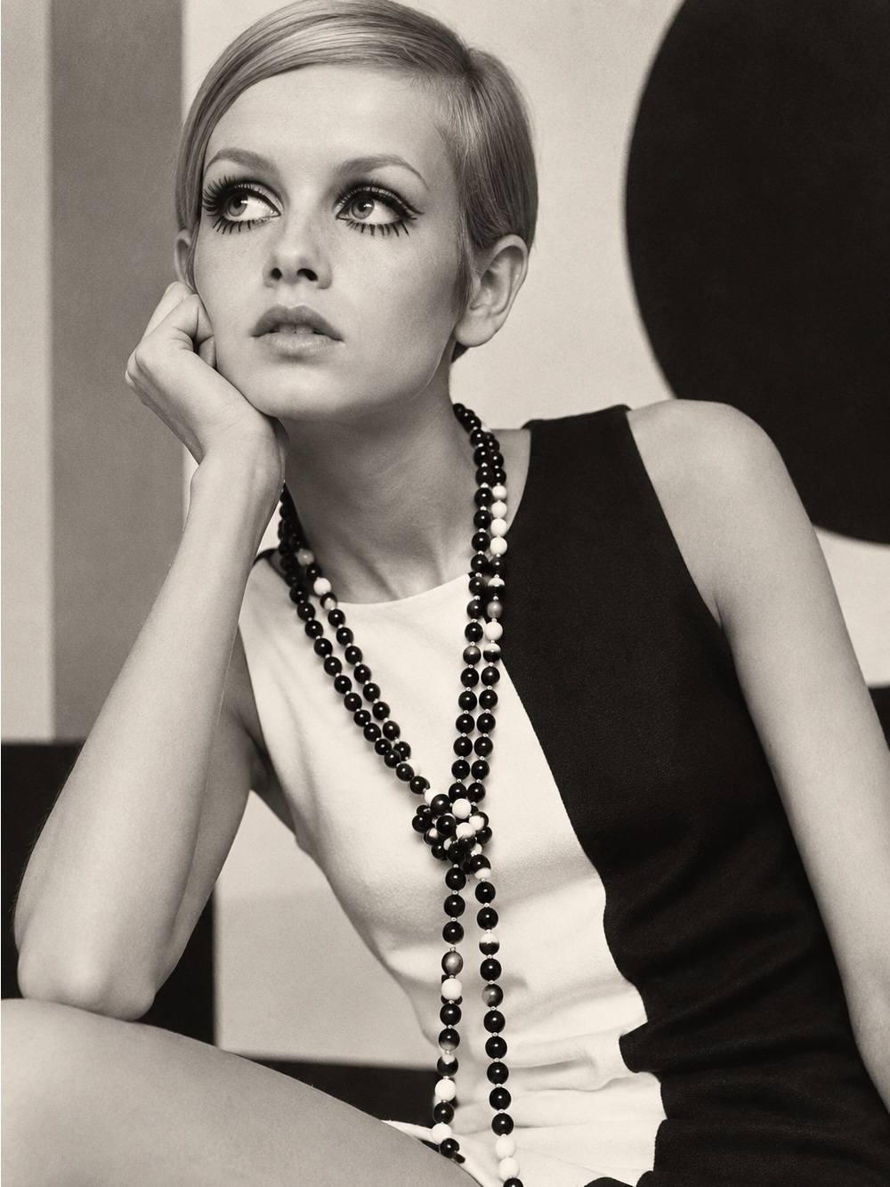 Vintage 60s Mod Black White Two-Tone Bead Necklace Set 24” & 37”